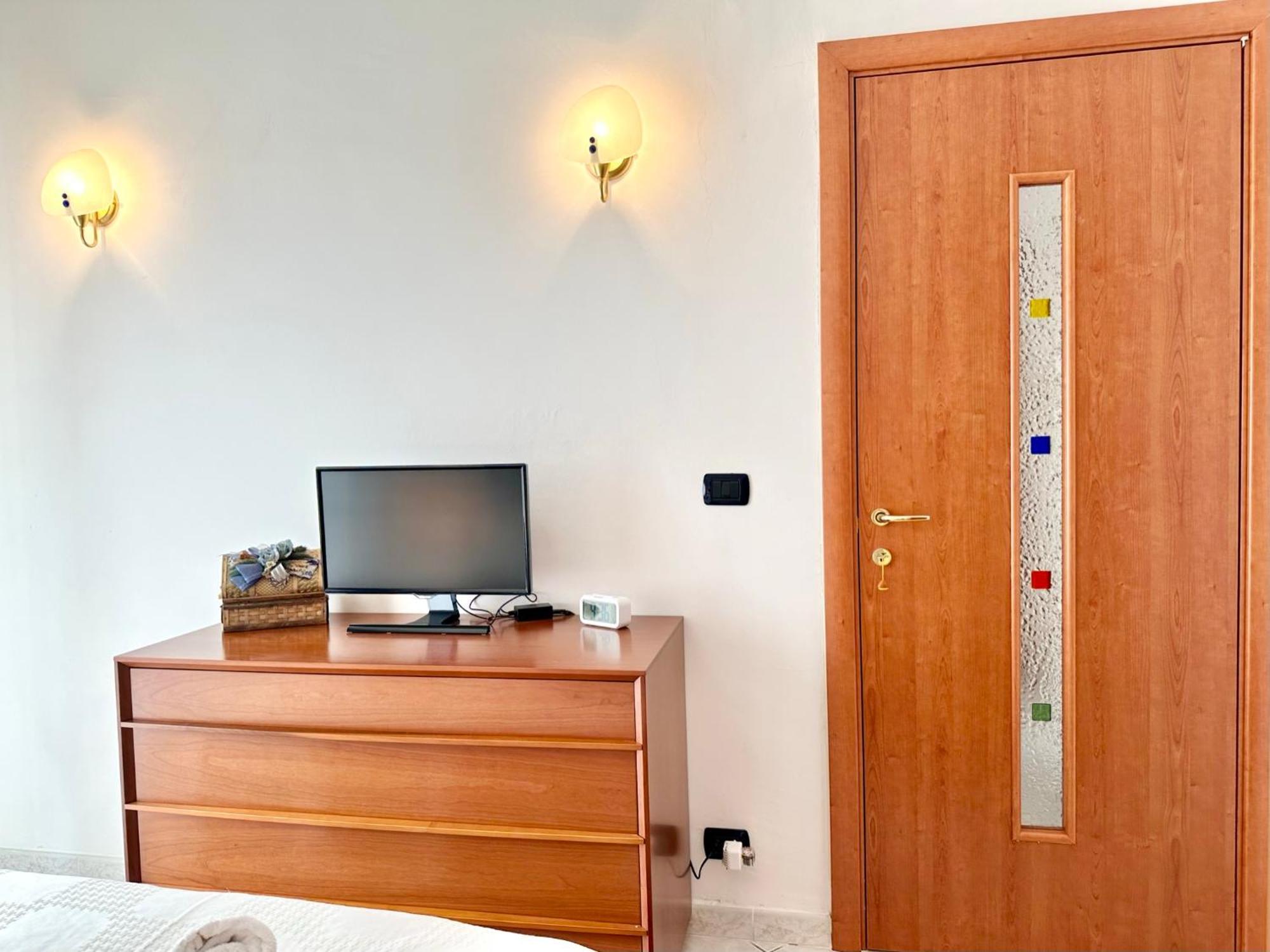 Appartement Hostdomus - Pietra Blu à Pietra Ligure Extérieur photo